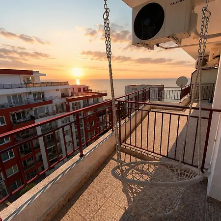 Modern 2 Bedroom With Big Terrace Szveti Vlasz