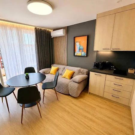 Modern 2 Bedroom With Big Terrace Apartman *