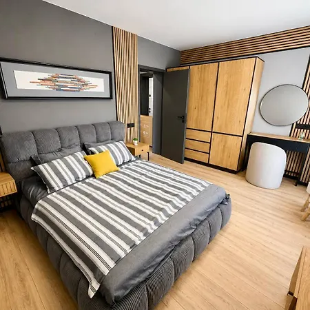 Apartman Modern 2 Bedroom With Big Terrace